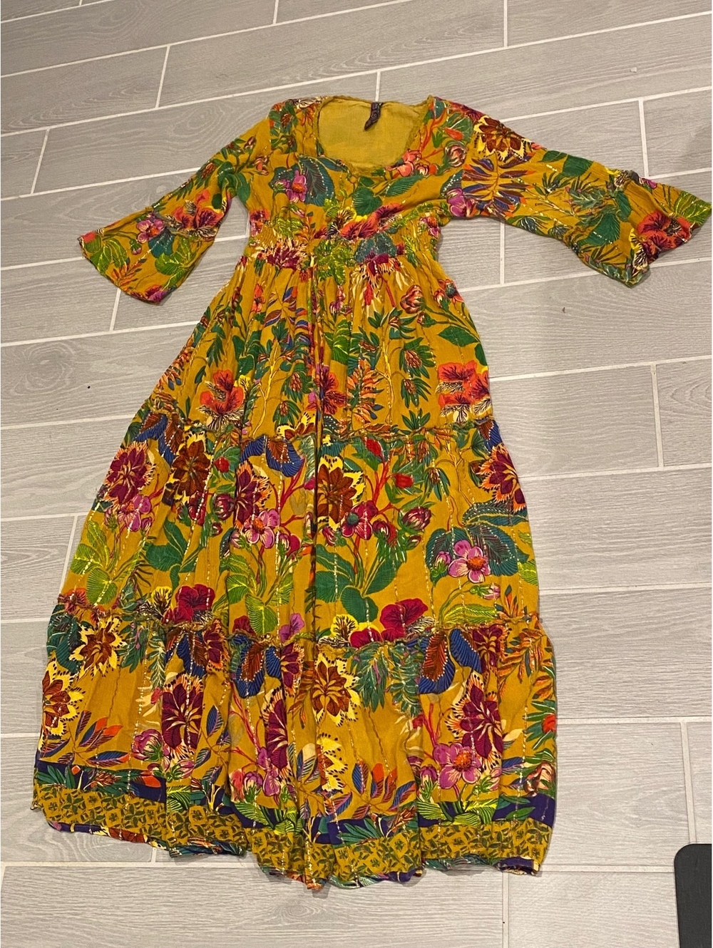 Me 2 Magic Women's Floral Maxi Dress Medium Yellow Multi
